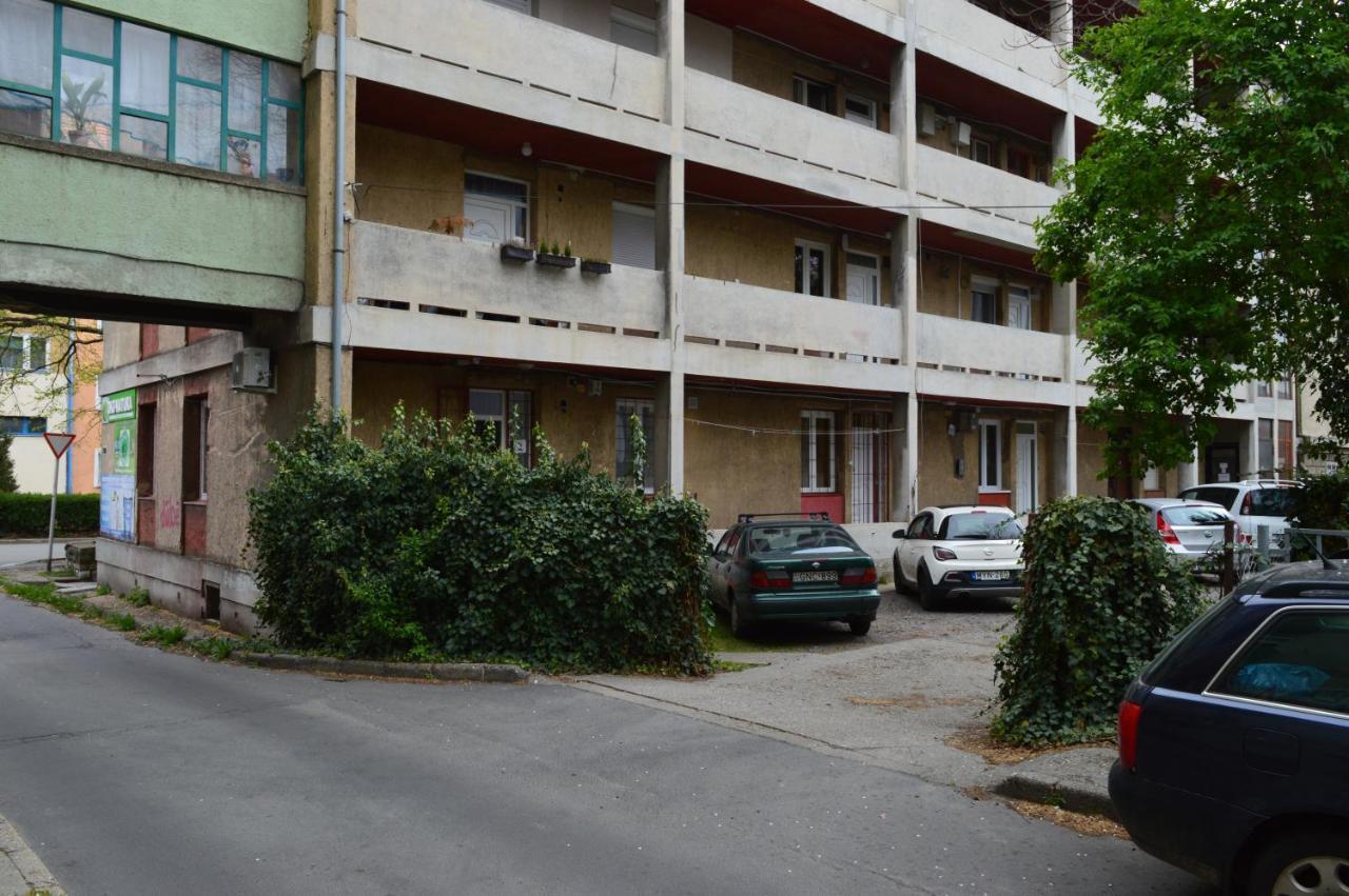 Belvarosi Apartman Pécs Exterior foto