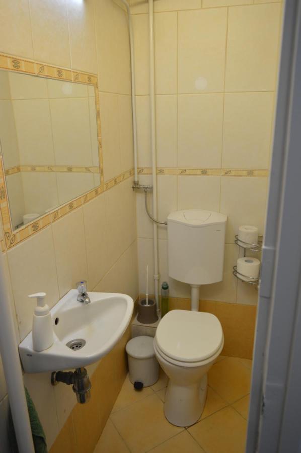 Belvarosi Apartman Pécs Exterior foto